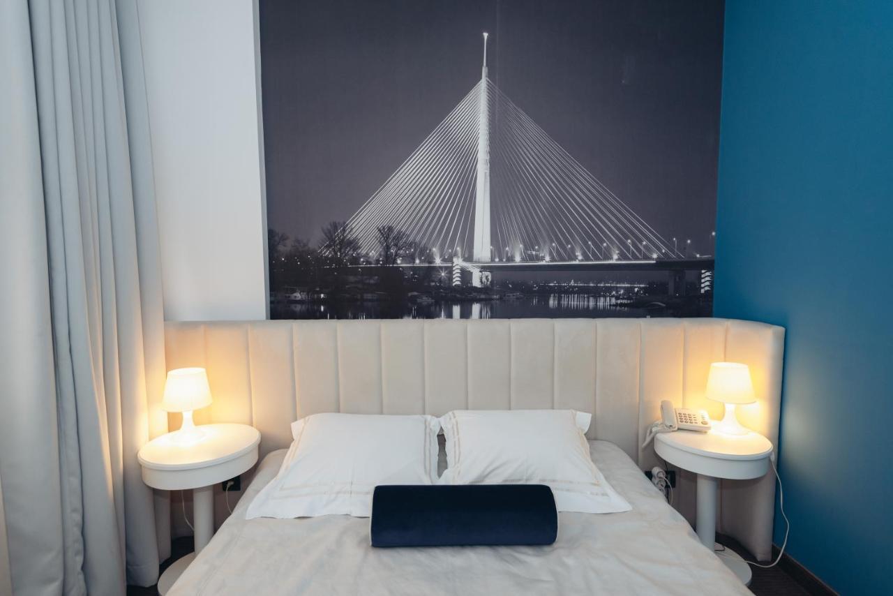 Passport 4* Белград